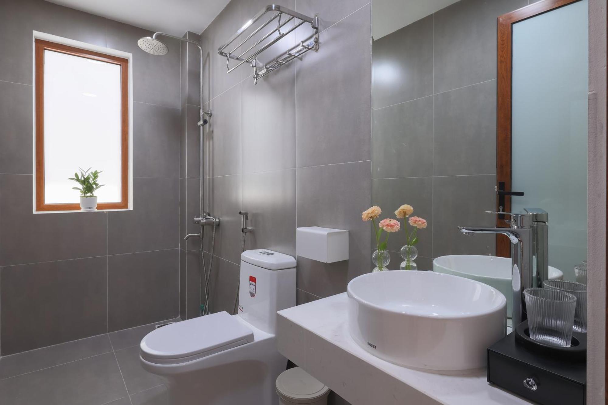 Lemi - Homestay In Hue Exteriör bild